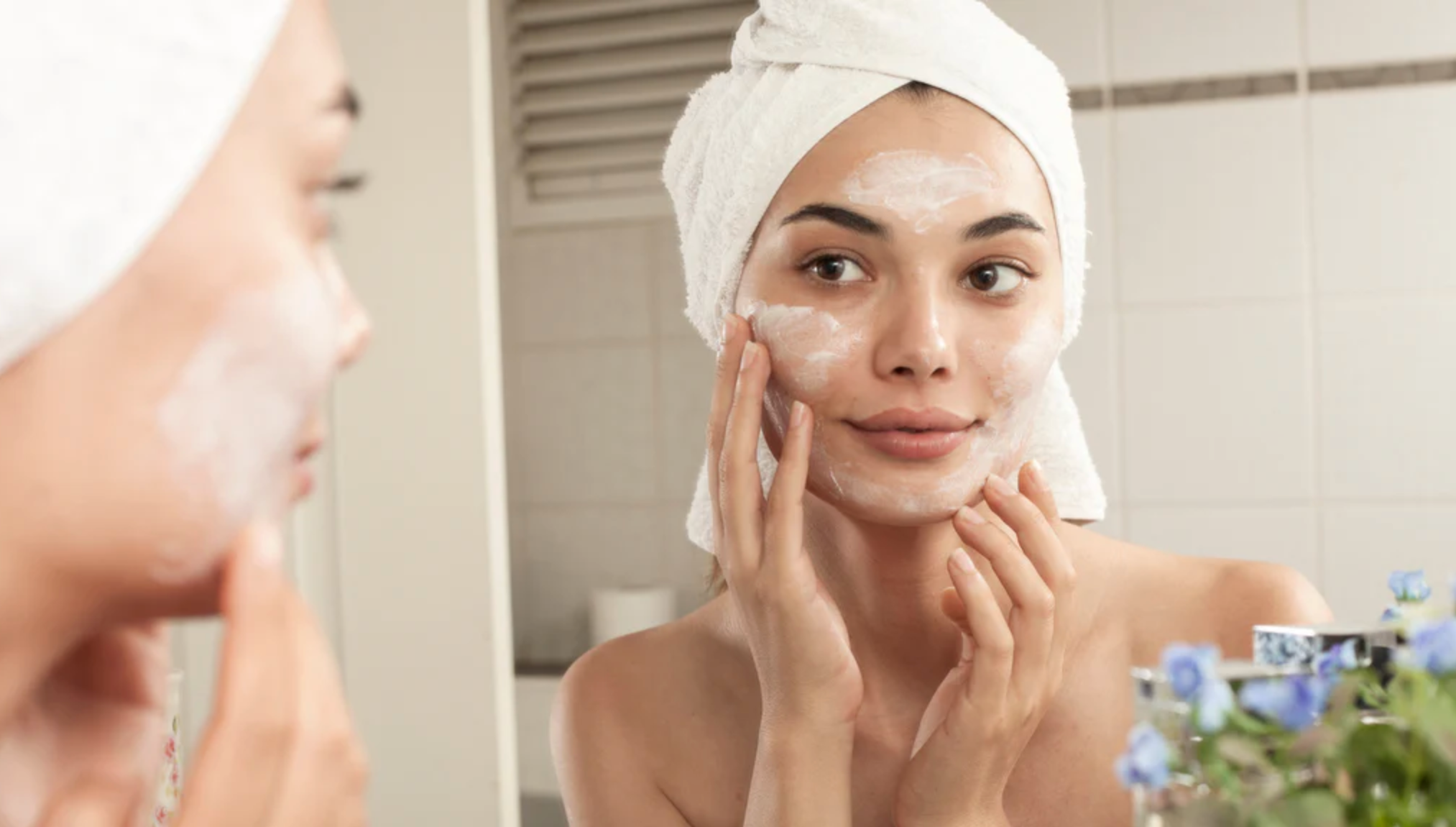 Ingredient Deep Dive: The Benefits of Glycolic Acid + Our Best Practices for Skincare Success