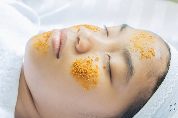 The Turmeric Effect: How Our Favorite Hero Ingredient Can Help With Hyperpigmentation in The Skin By Jenny Leazer